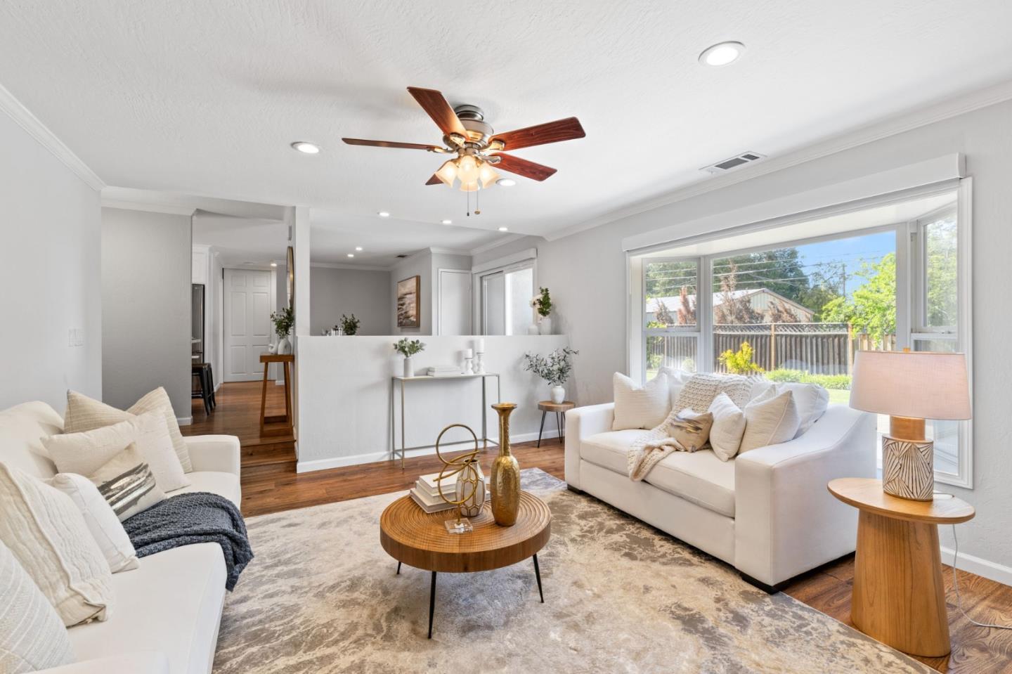 Detail Gallery Image 6 of 25 For 2251 Barrett Ave, San Jose,  CA 95124 - 3 Beds | 2 Baths