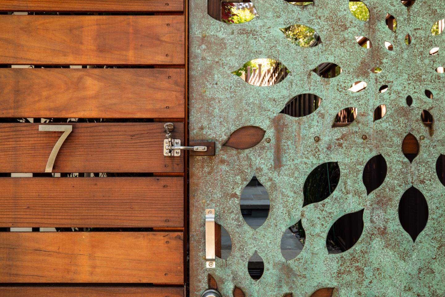 Detail Gallery Image 3 of 29 For 7 Phillip Ln, San Carlos,  CA 94070 - 3 Beds | 2 Baths