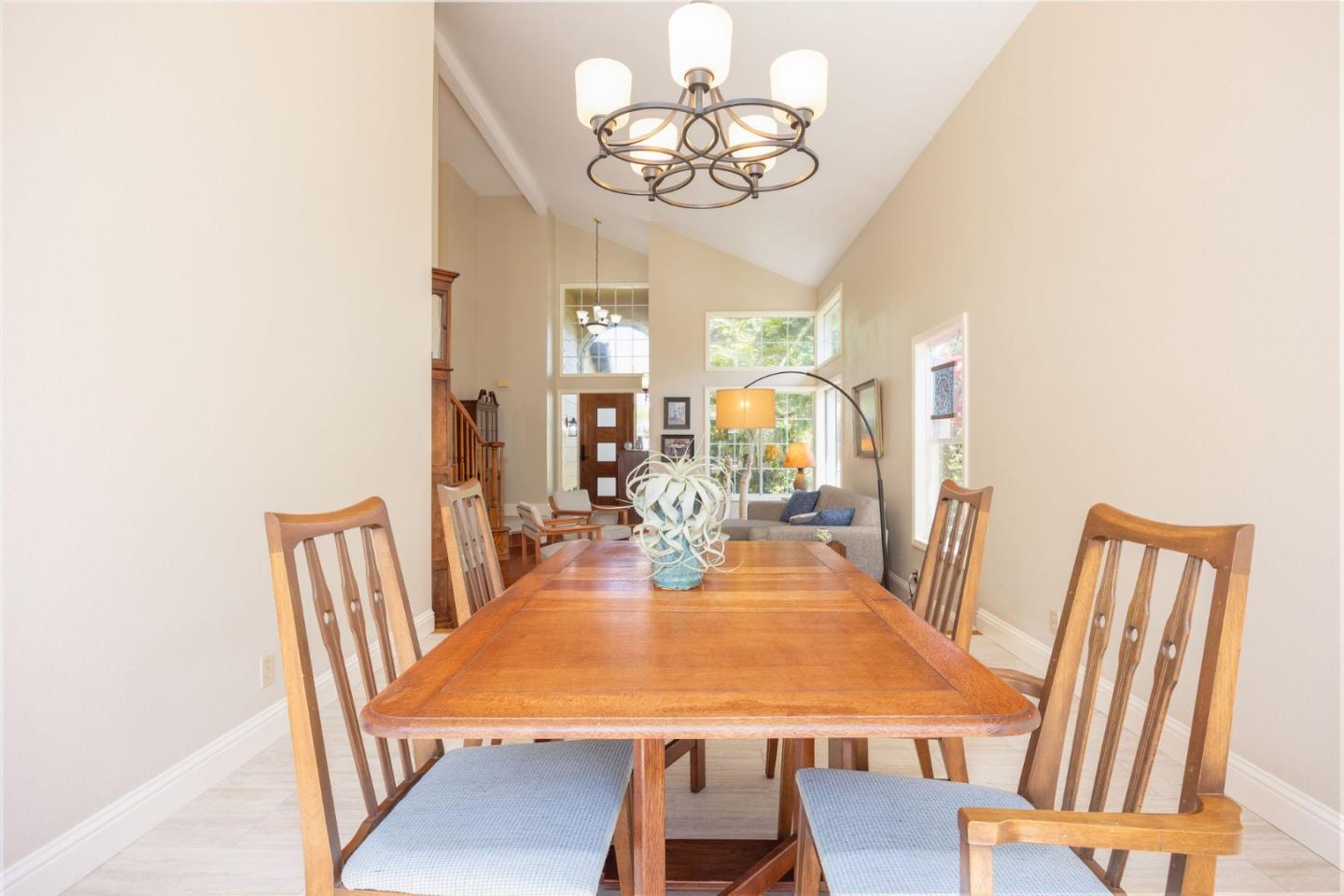 Detail Gallery Image 11 of 65 For 123 Presidio Ave, El Granada,  CA 94018 - 4 Beds | 3 Baths