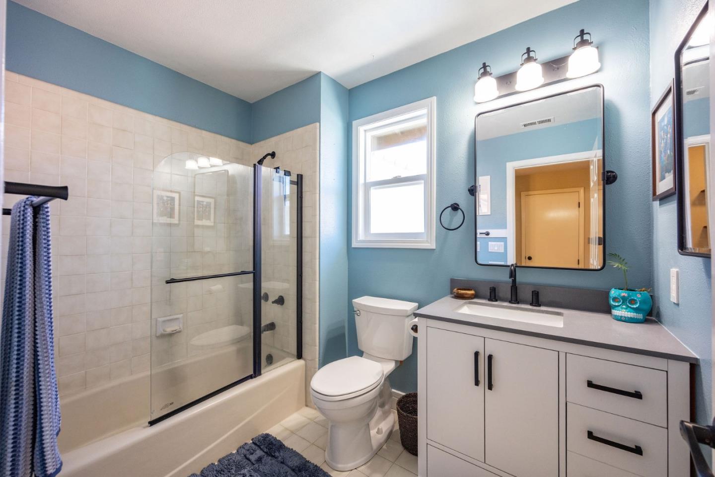 Detail Gallery Image 44 of 65 For 123 Presidio Ave, El Granada,  CA 94018 - 4 Beds | 3 Baths