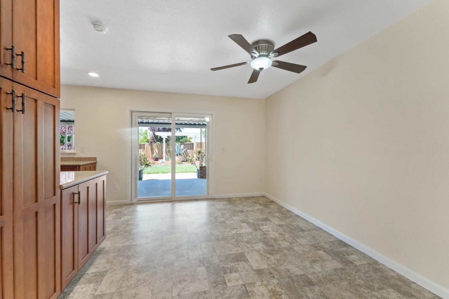 Detail Gallery Image 26 of 29 For 3173 Hostetter Rd, San Jose,  CA 95132 - 3 Beds | 2 Baths