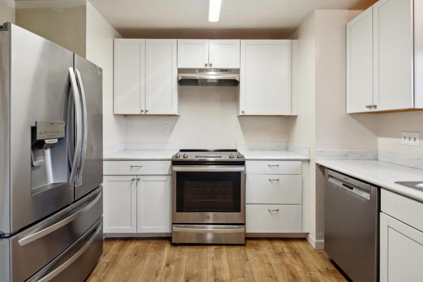 Detail Gallery Image 11 of 29 For 230 Coral Reef Ave, El Granada,  CA 94019 - 3 Beds | 2 Baths