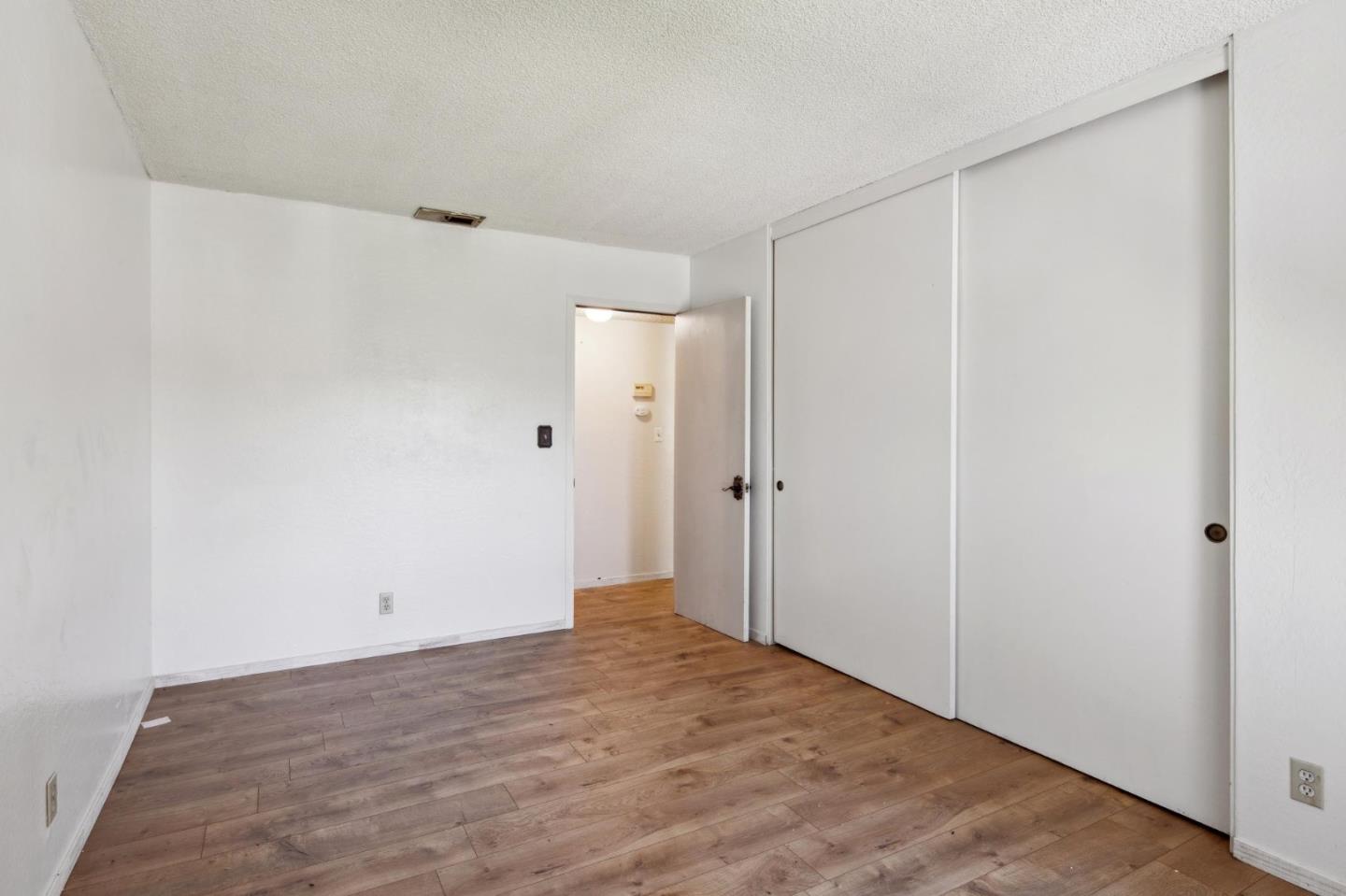 Detail Gallery Image 20 of 29 For 230 Coral Reef Ave, El Granada,  CA 94019 - 3 Beds | 2 Baths