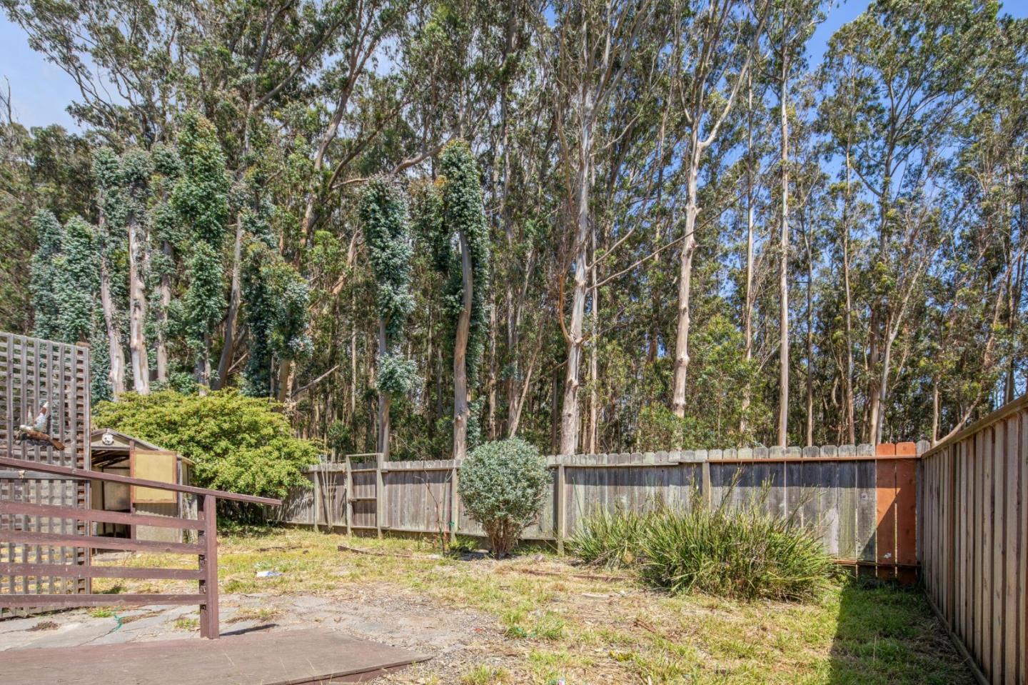 Detail Gallery Image 28 of 29 For 230 Coral Reef Ave, El Granada,  CA 94019 - 3 Beds | 2 Baths