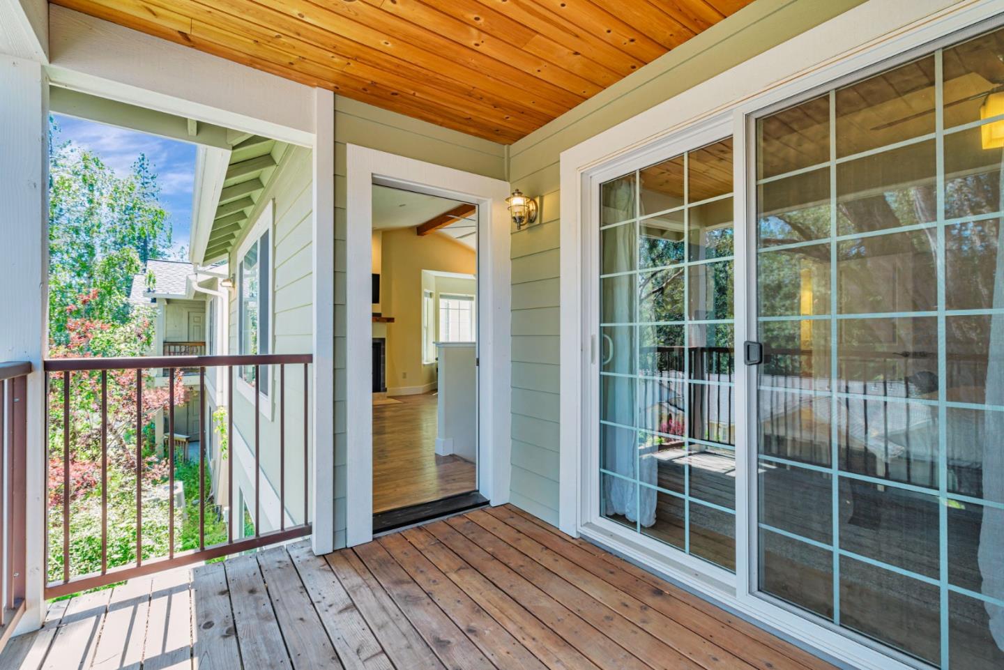 Detail Gallery Image 11 of 62 For 115 Fairway Village Ct, Murphys,  CA 95247 - 3 Beds | 3 Baths