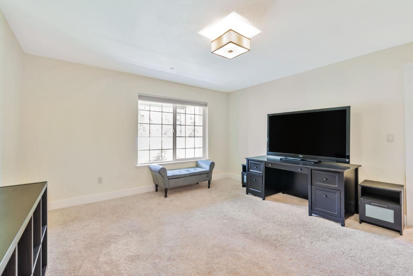 Detail Gallery Image 32 of 62 For 115 Fairway Village Ct, Murphys,  CA 95247 - 3 Beds | 3 Baths