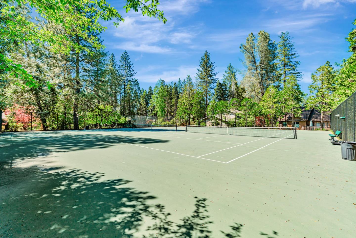 Detail Gallery Image 52 of 62 For 115 Fairway Village Ct, Murphys,  CA 95247 - 3 Beds | 3 Baths