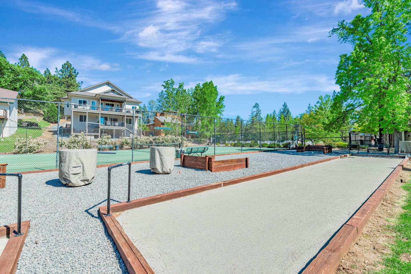 Detail Gallery Image 58 of 62 For 115 Fairway Village Ct, Murphys,  CA 95247 - 3 Beds | 3 Baths