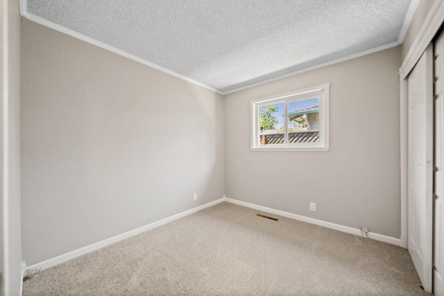 Detail Gallery Image 14 of 29 For 96 Lavonne Dr, Campbell,  CA 95008 - 4 Beds | 2 Baths