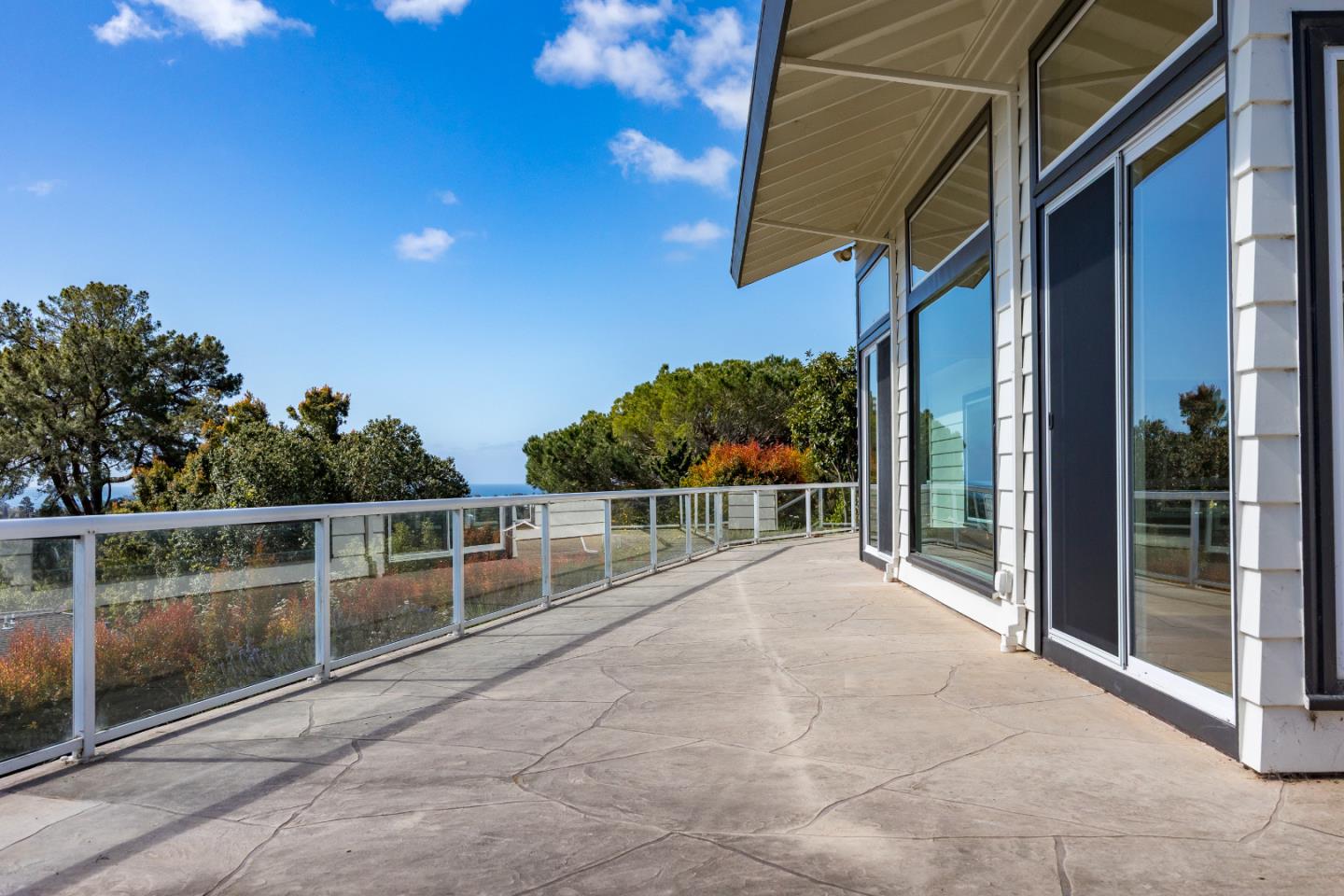 Detail Gallery Image 18 of 25 For 627 High St, Santa Cruz,  CA 95060 - 3 Beds | 3/1 Baths