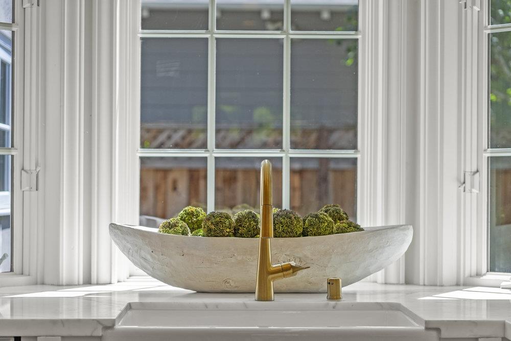 Detail Gallery Image 17 of 55 For 2 Perry Ave, Menlo Park,  CA 94025 - 3 Beds | 2/1 Baths