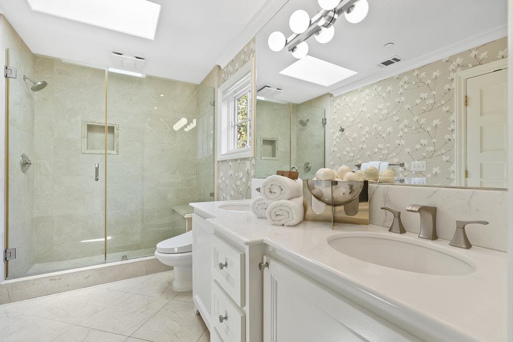 Detail Gallery Image 32 of 55 For 2 Perry Ave, Menlo Park,  CA 94025 - 3 Beds | 2/1 Baths