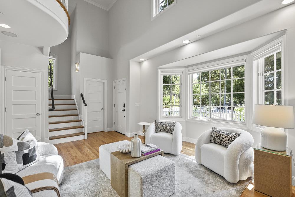 Detail Gallery Image 7 of 55 For 2 Perry Ave, Menlo Park,  CA 94025 - 3 Beds | 2/1 Baths