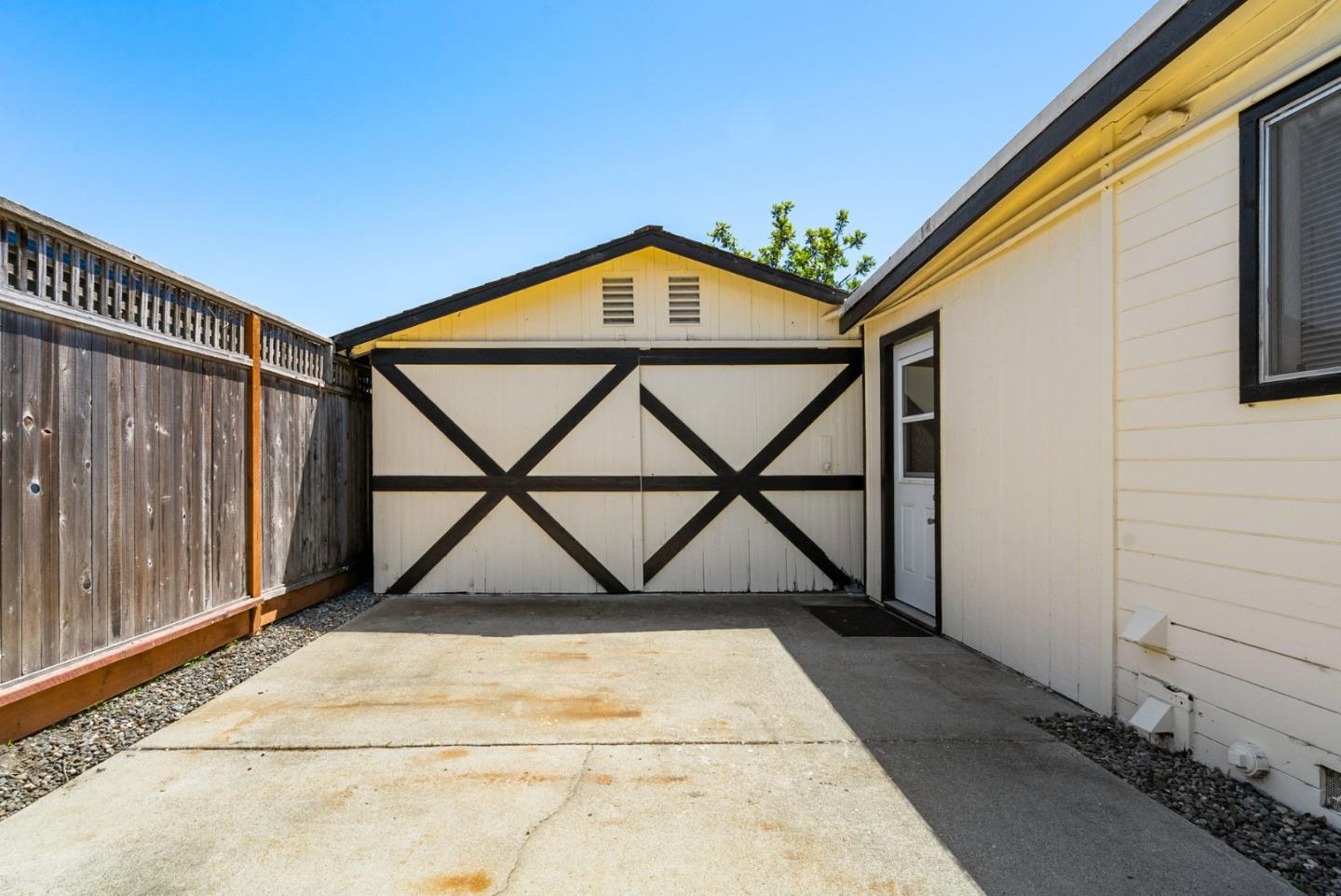 Detail Gallery Image 26 of 31 For 130 Parnell St, Santa Cruz,  CA 95062 - 2 Beds | 2 Baths