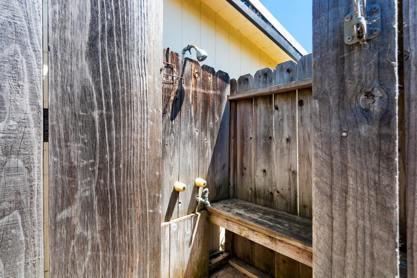 Detail Gallery Image 28 of 31 For 130 Parnell St, Santa Cruz,  CA 95062 - 2 Beds | 2 Baths
