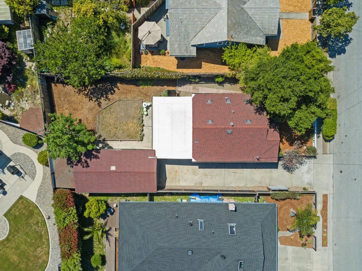 Detail Gallery Image 31 of 31 For 130 Parnell St, Santa Cruz,  CA 95062 - 2 Beds | 2 Baths