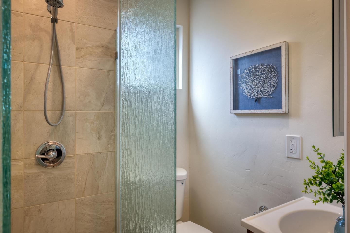 Detail Gallery Image 21 of 36 For 15591 Loma Vista Ave, Los Gatos,  CA 95032 - 5 Beds | 2 Baths
