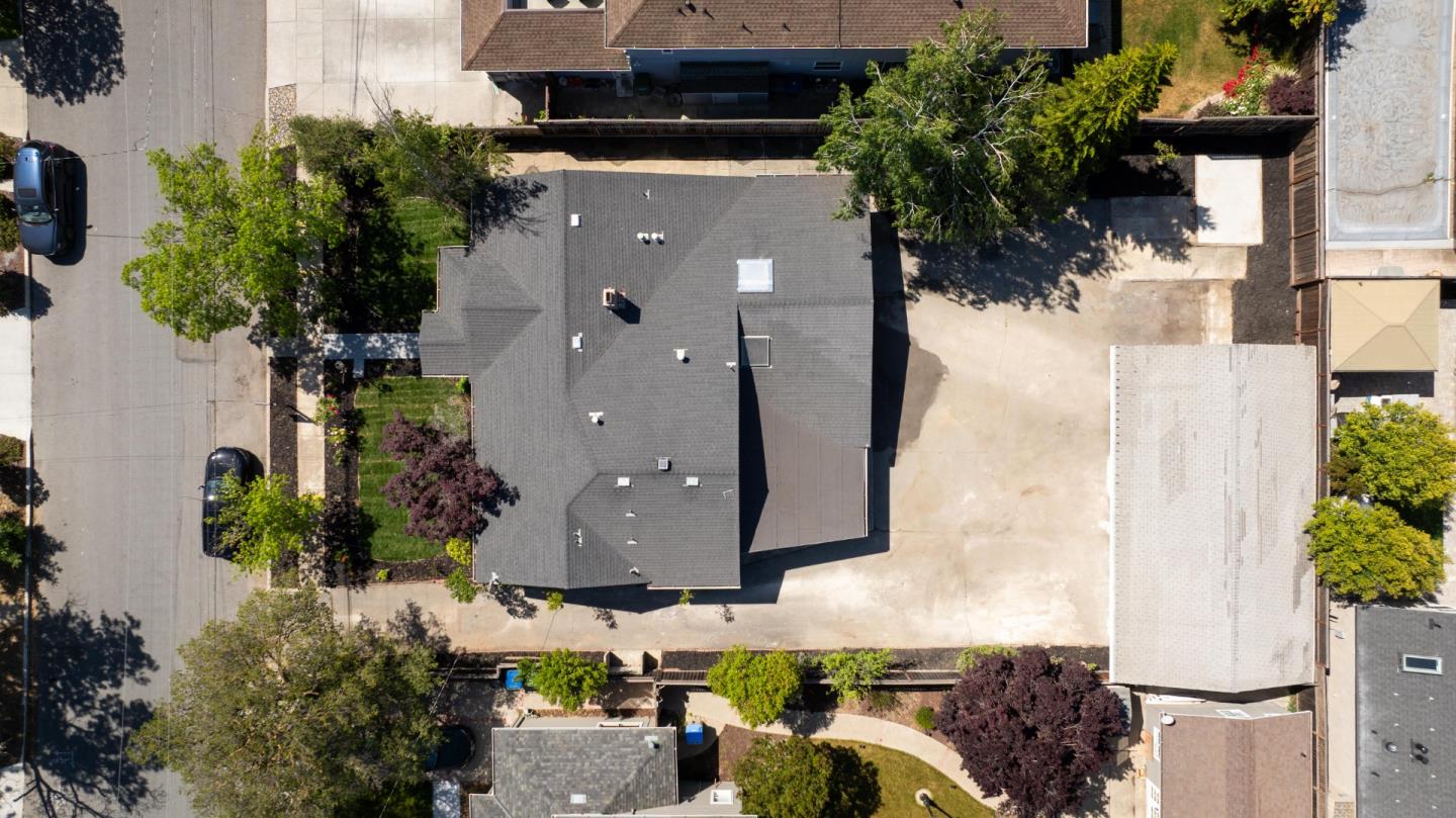 Detail Gallery Image 32 of 36 For 15591 Loma Vista Ave, Los Gatos,  CA 95032 - 5 Beds | 2 Baths