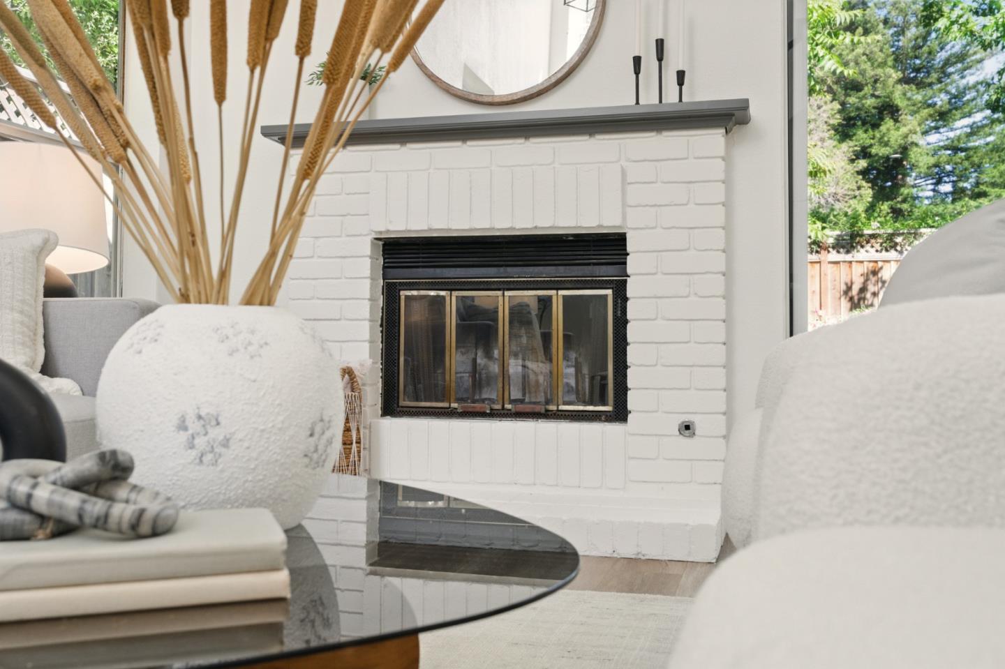 Detail Gallery Image 15 of 46 For 821 Whitehall Ln, Redwood City,  CA 94061 - 3 Beds | 2/1 Baths
