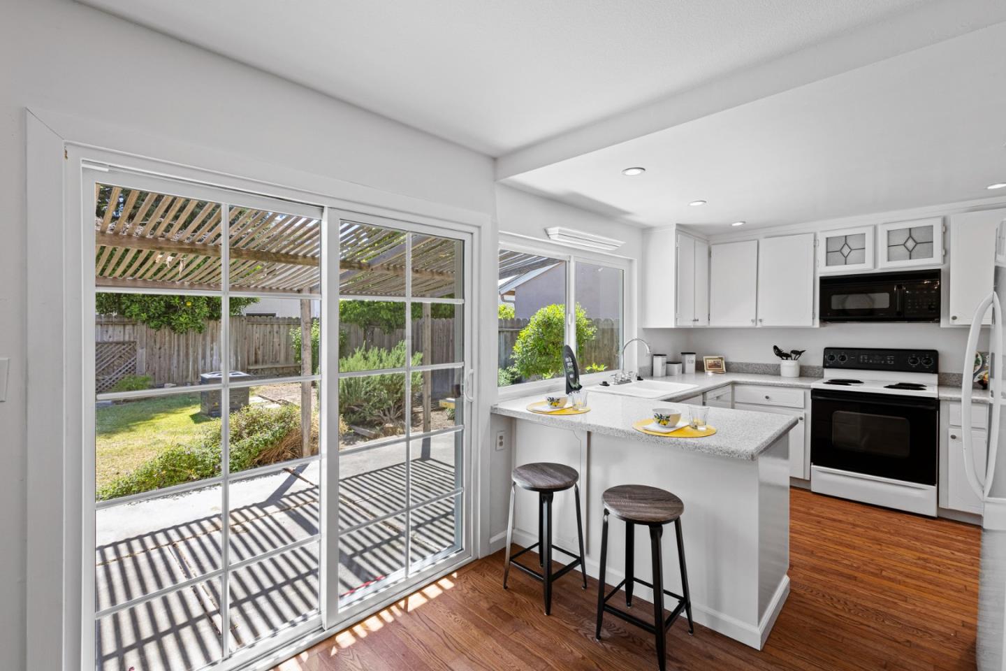 Detail Gallery Image 16 of 42 For 6745 San Anselmo Way, San Jose,  CA 95119 - 4 Beds | 2 Baths