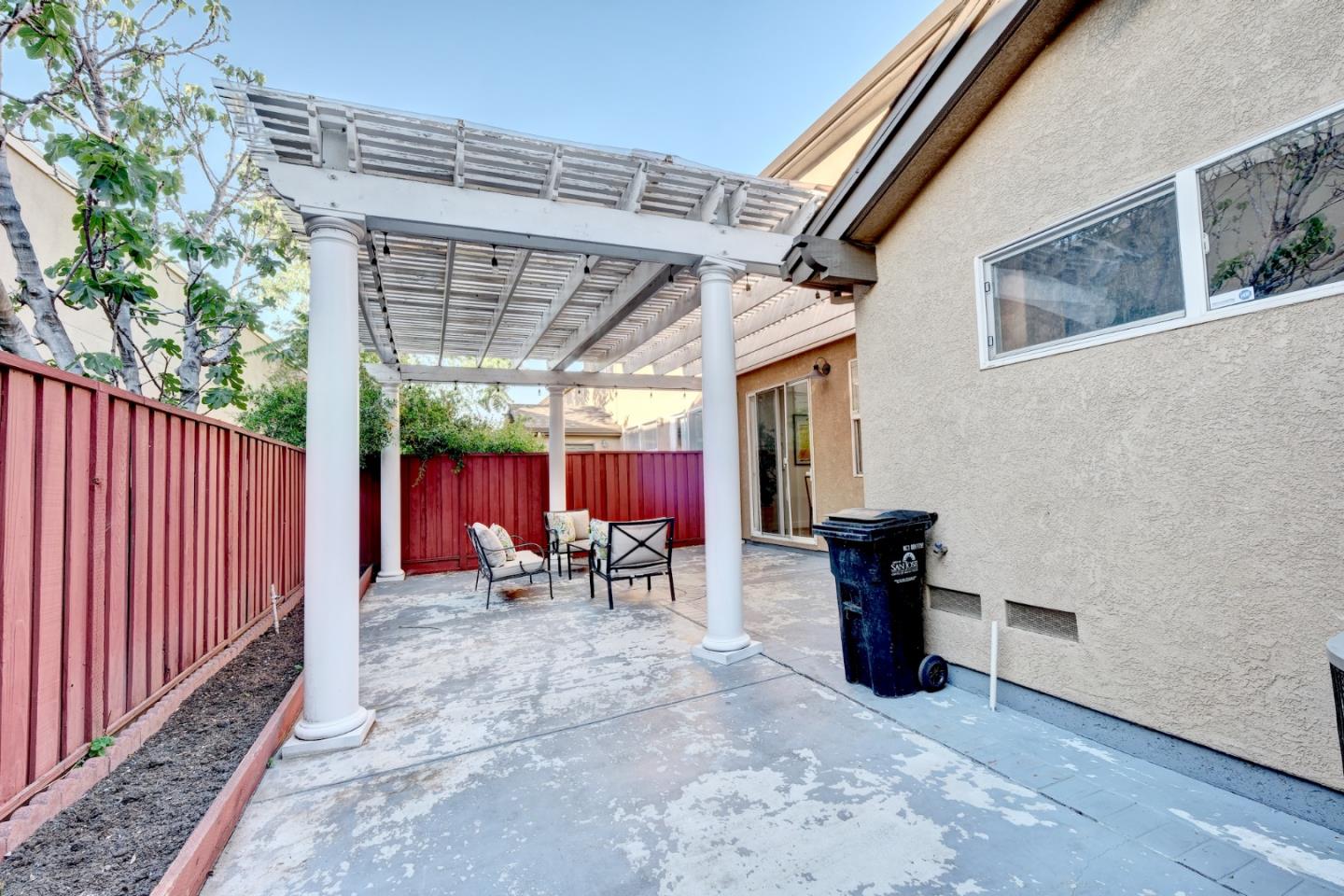 Detail Gallery Image 24 of 26 For 875 Roberts Pl, San Jose,  CA 95122 - 4 Beds | 3 Baths