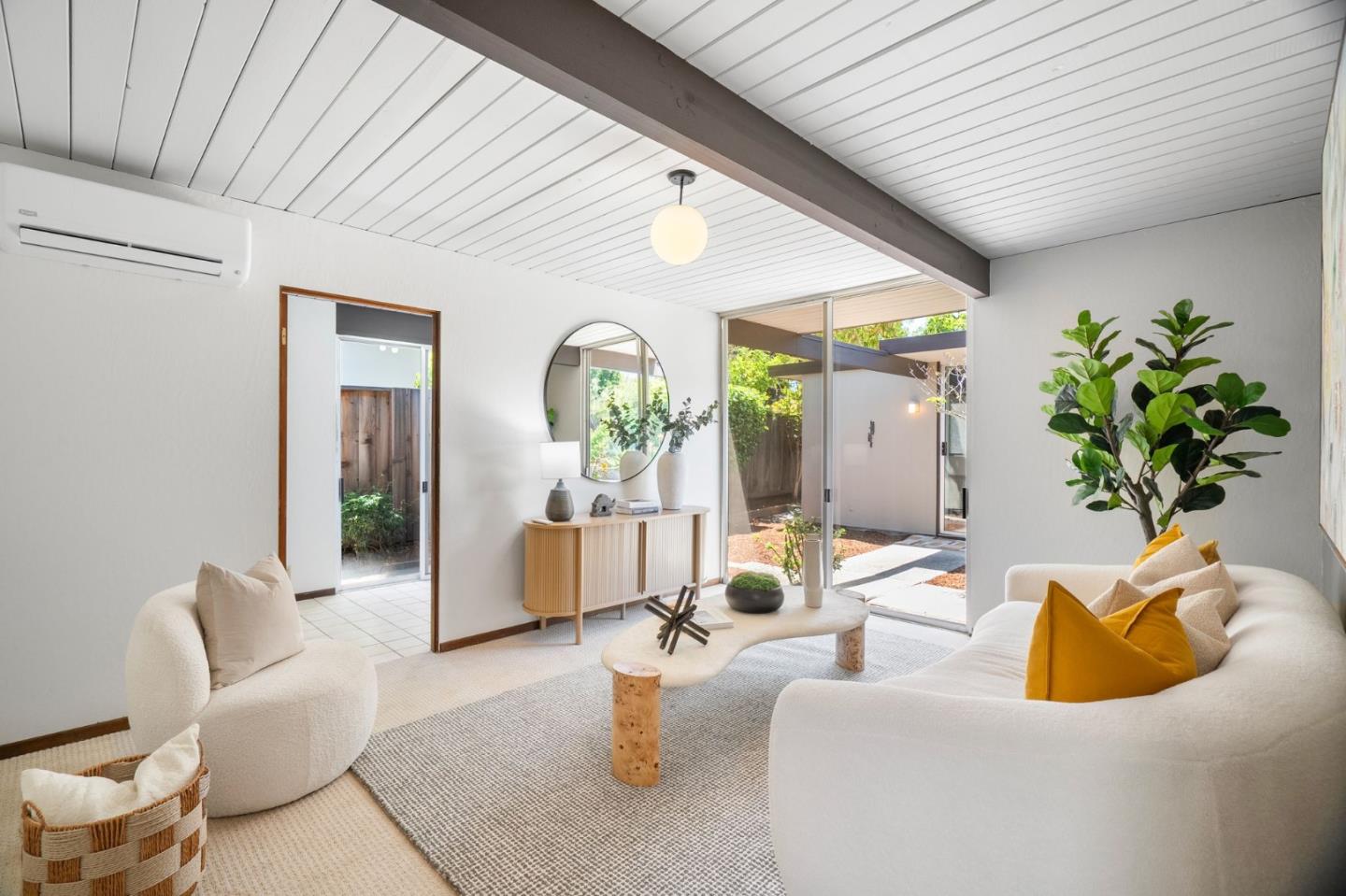 Detail Gallery Image 16 of 42 For 802 Allison Way, Sunnyvale,  CA 94087 - 4 Beds | 2 Baths