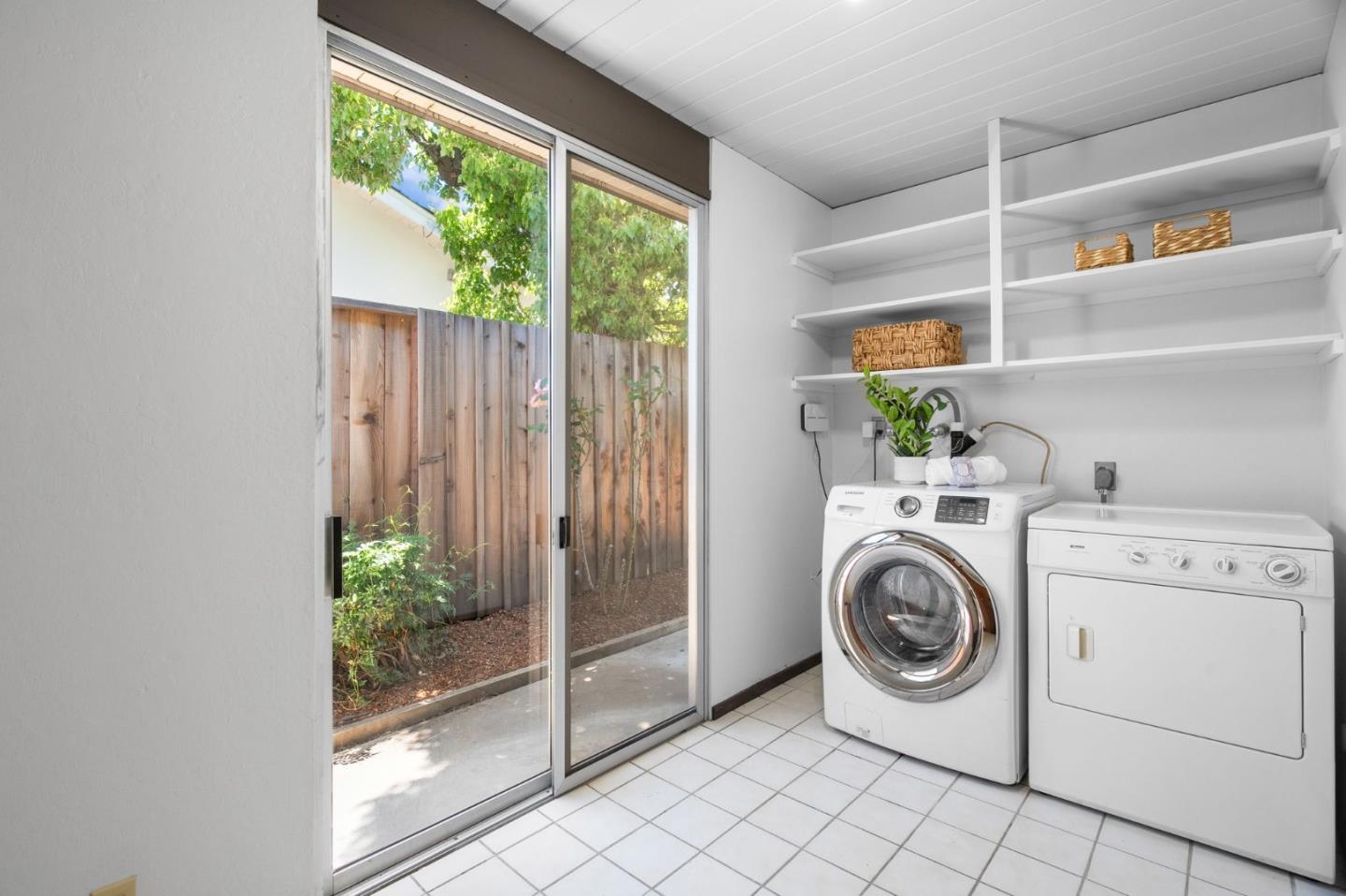 Detail Gallery Image 18 of 42 For 802 Allison Way, Sunnyvale,  CA 94087 - 4 Beds | 2 Baths