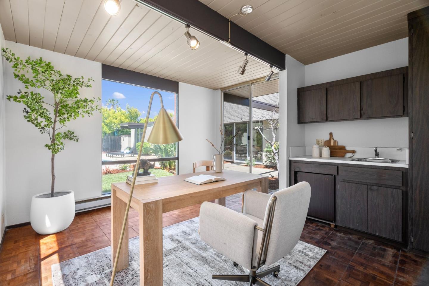 Detail Gallery Image 32 of 42 For 802 Allison Way, Sunnyvale,  CA 94087 - 4 Beds | 2 Baths