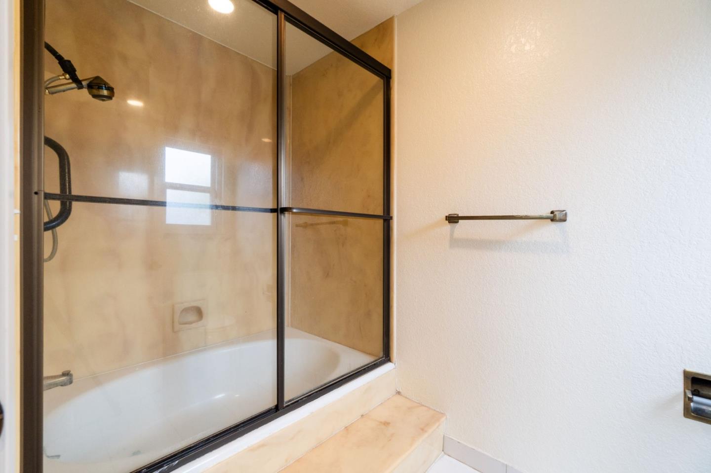 Detail Gallery Image 31 of 46 For 1174 Denton Ave, Hayward,  CA 94545 - 4 Beds | 3 Baths