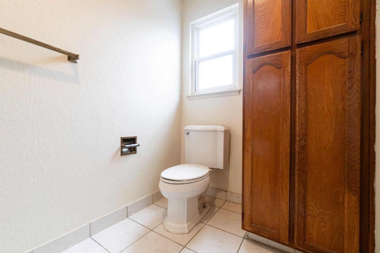 Detail Gallery Image 32 of 46 For 1174 Denton Ave, Hayward,  CA 94545 - 4 Beds | 3 Baths