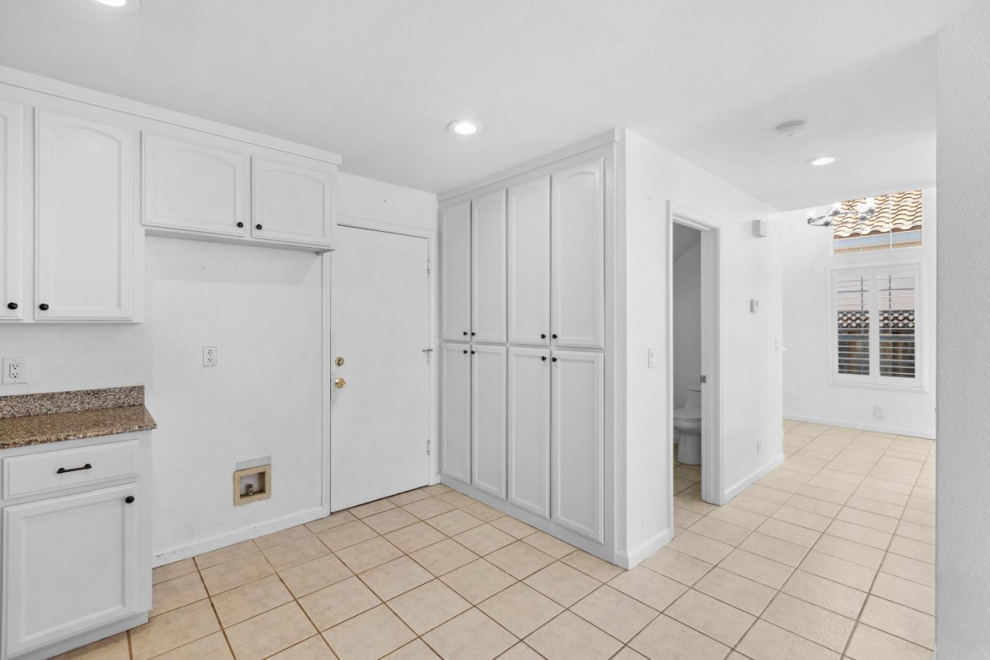 Detail Gallery Image 19 of 44 For 507 via Sorrento, Morgan Hill,  CA 95037 - 3 Beds | 2/1 Baths