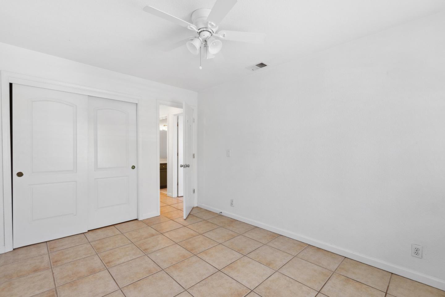 Detail Gallery Image 35 of 44 For 507 via Sorrento, Morgan Hill,  CA 95037 - 3 Beds | 2/1 Baths