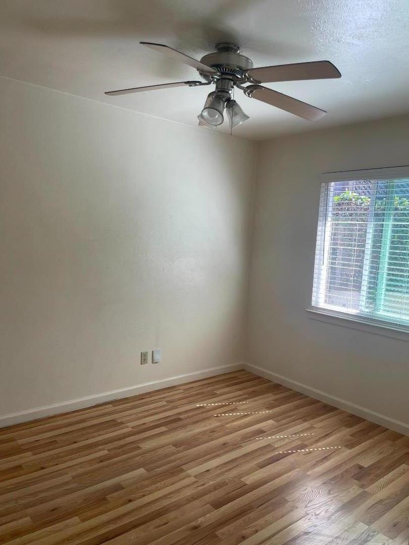 Detail Gallery Image 13 of 22 For 880 Gordon #884,  Belmont,  CA 94002 - 2 Beds | 1 Baths