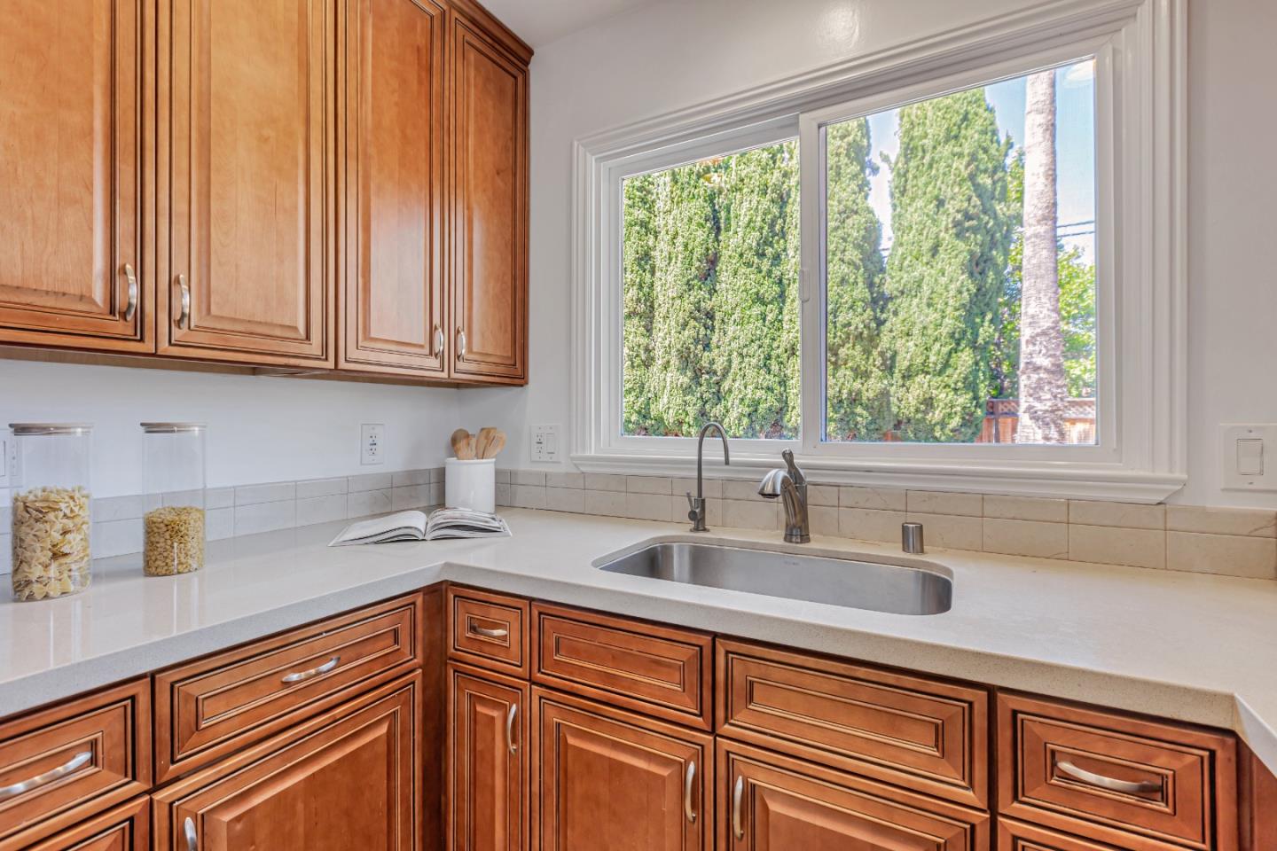 Detail Gallery Image 13 of 38 For 3241 Finch Dr, San Jose,  CA 95117 - 2 Beds | 1 Baths