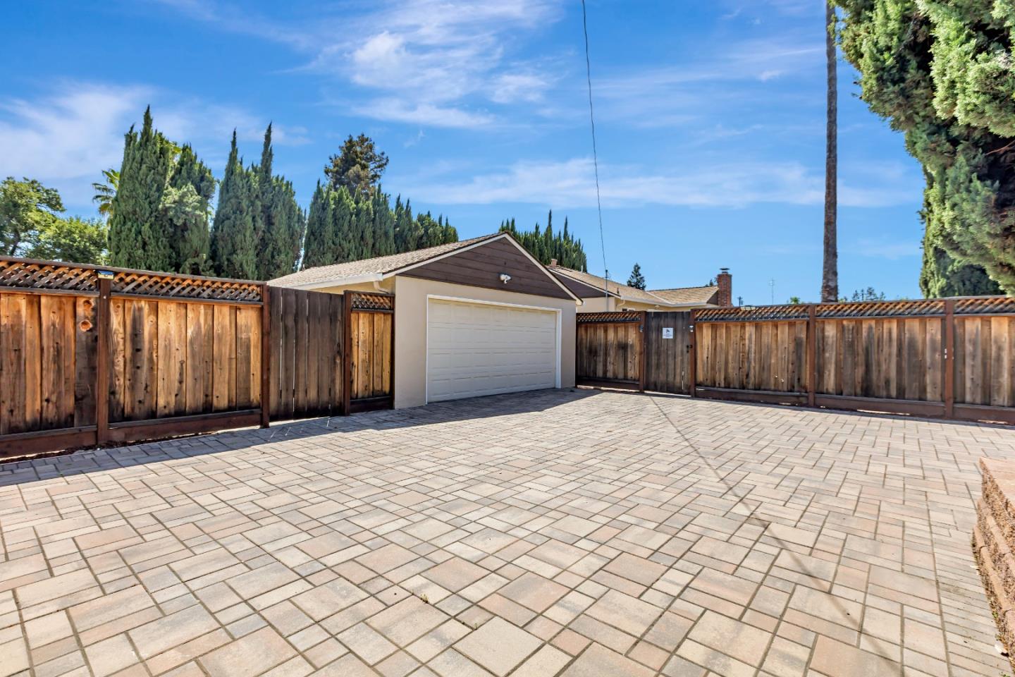 Detail Gallery Image 36 of 38 For 3241 Finch Dr, San Jose,  CA 95117 - 2 Beds | 1 Baths