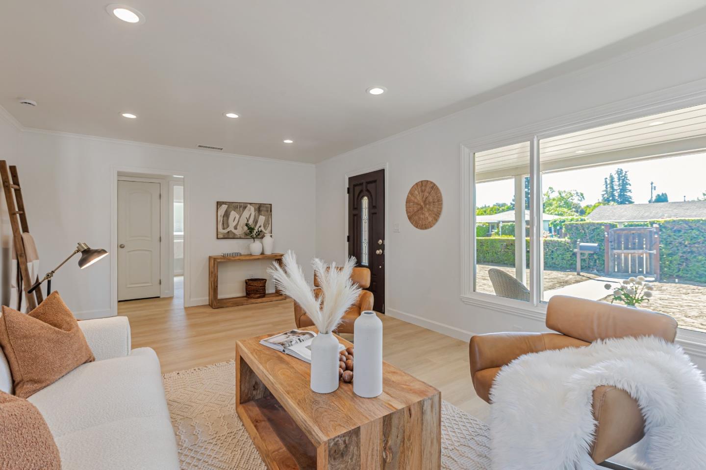 Detail Gallery Image 5 of 38 For 3241 Finch Dr, San Jose,  CA 95117 - 2 Beds | 1 Baths