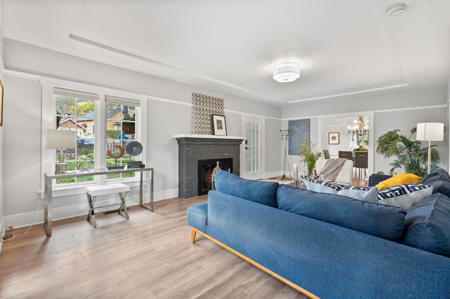 Detail Gallery Image 4 of 47 For 320 Bachman Ave, Los Gatos,  CA 95030 - 3 Beds | 2 Baths