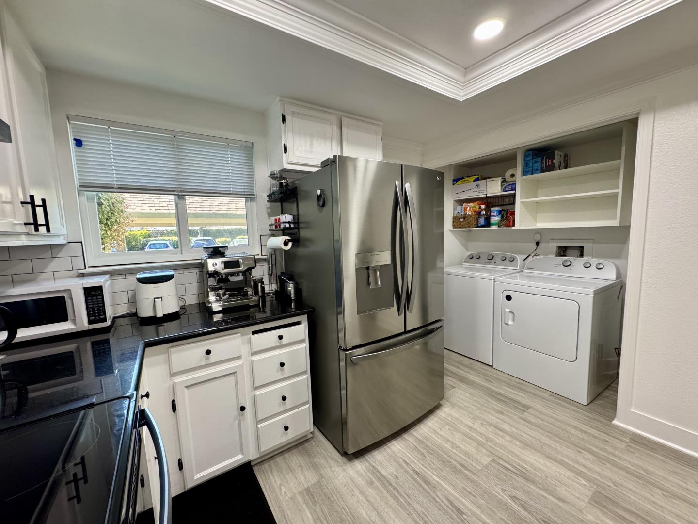 Detail Gallery Image 4 of 14 For 1088 Summerplace Dr, San Jose,  CA 95122 - 1 Beds | 1 Baths