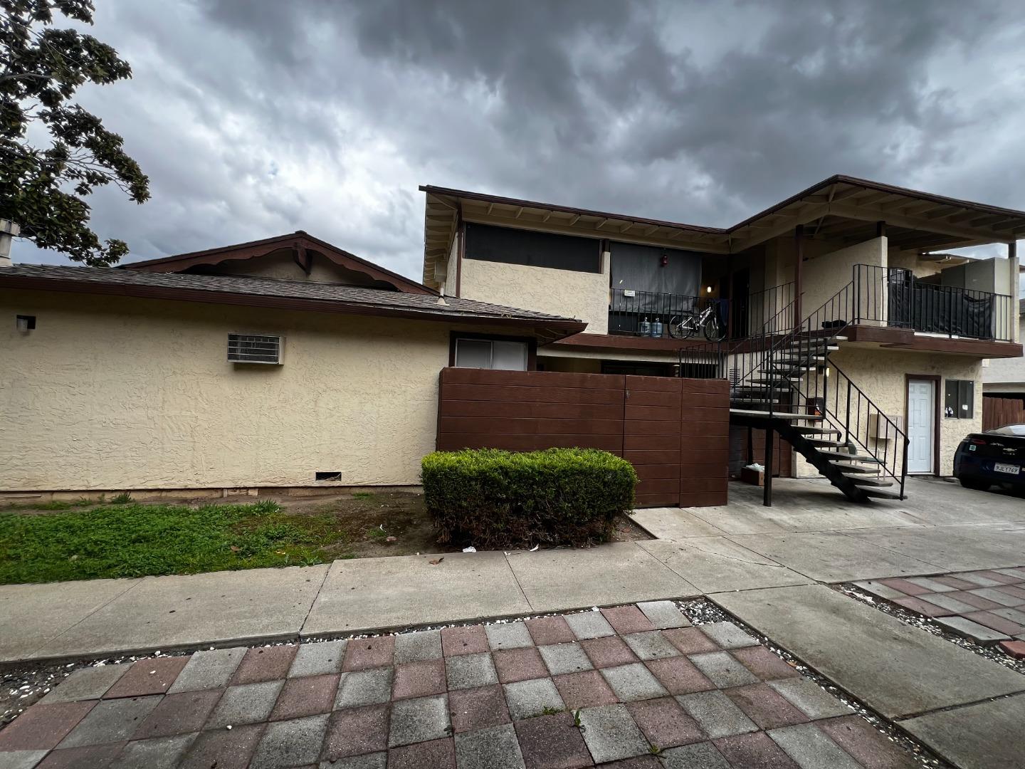 Detail Gallery Image 5 of 9 For 872 Canfield Ct, San Jose,  CA 95136 - – Beds | – Baths