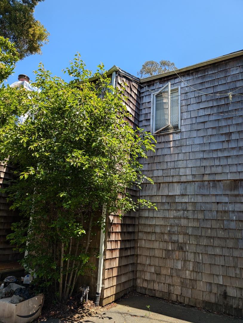 Detail Gallery Image 2 of 2 For 610 Rio Del Mar Blvd, Aptos,  CA 95003 - 3 Beds | 2 Baths