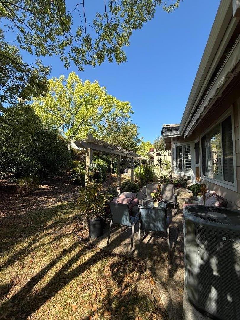 Detail Gallery Image 11 of 15 For 8762 Mccarty Ranch Dr, San Jose,  CA 95135 - 3 Beds | 2/1 Baths