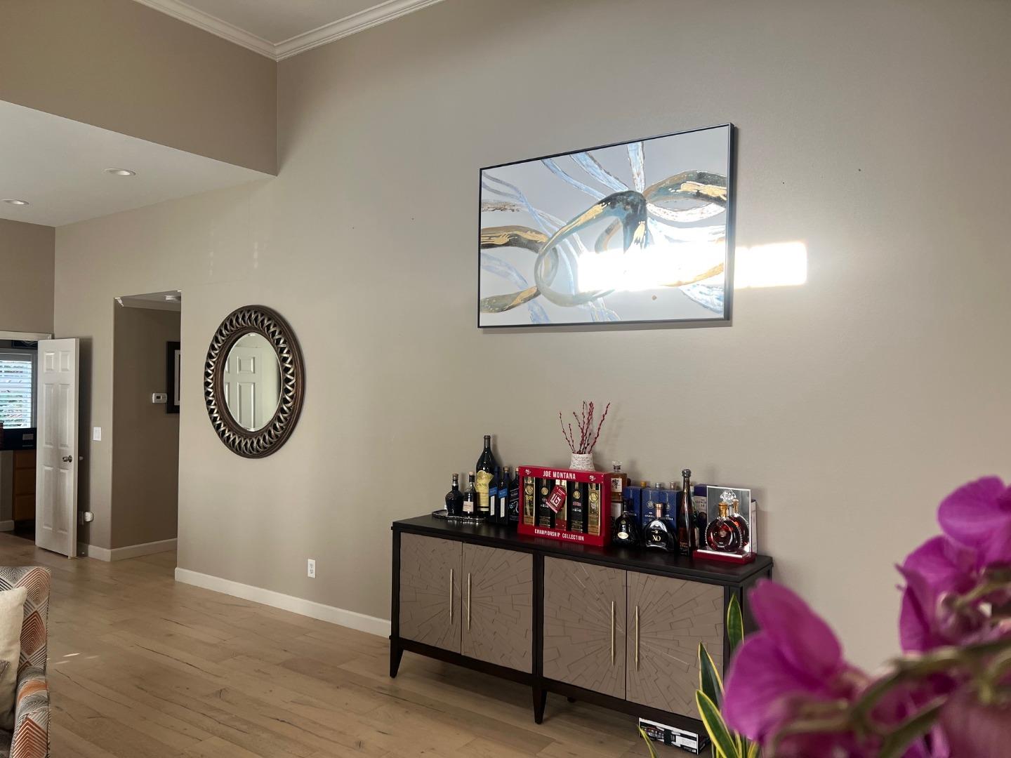 Detail Gallery Image 8 of 15 For 8762 Mccarty Ranch Dr, San Jose,  CA 95135 - 3 Beds | 2/1 Baths