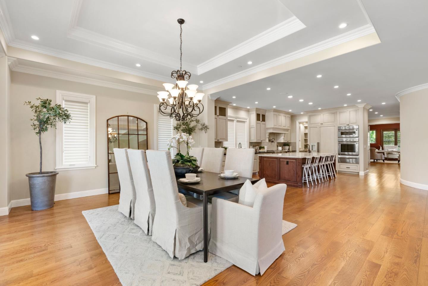 Detail Gallery Image 10 of 38 For 36 Clark Dr, San Mateo,  CA 94401 - 4 Beds | 4/1 Baths