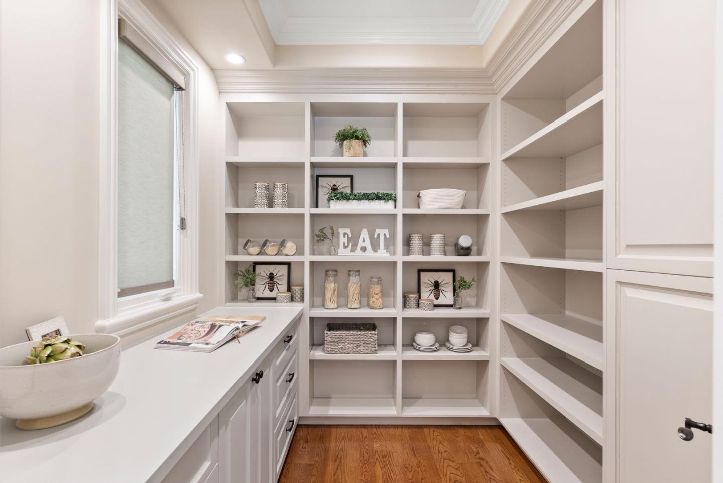 Detail Gallery Image 14 of 38 For 36 Clark Dr, San Mateo,  CA 94401 - 4 Beds | 4/1 Baths