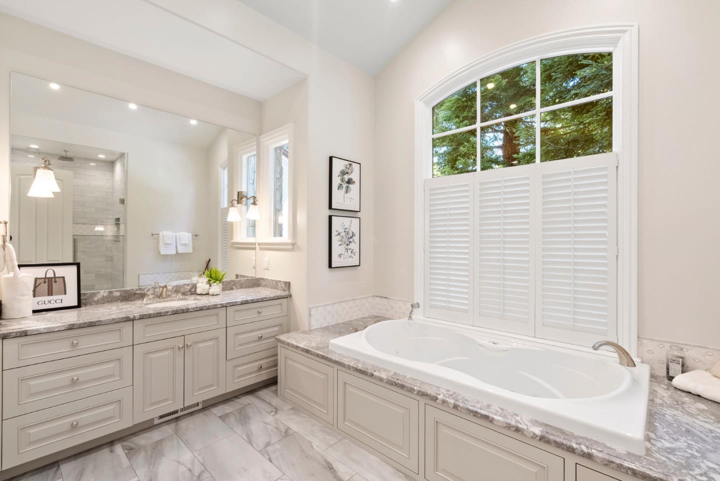 Detail Gallery Image 25 of 38 For 36 Clark Dr, San Mateo,  CA 94401 - 4 Beds | 4/1 Baths