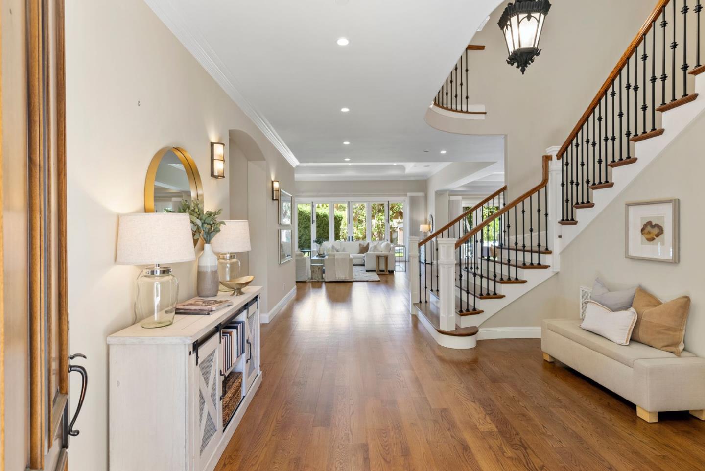 Detail Gallery Image 4 of 38 For 36 Clark Dr, San Mateo,  CA 94401 - 4 Beds | 4/1 Baths