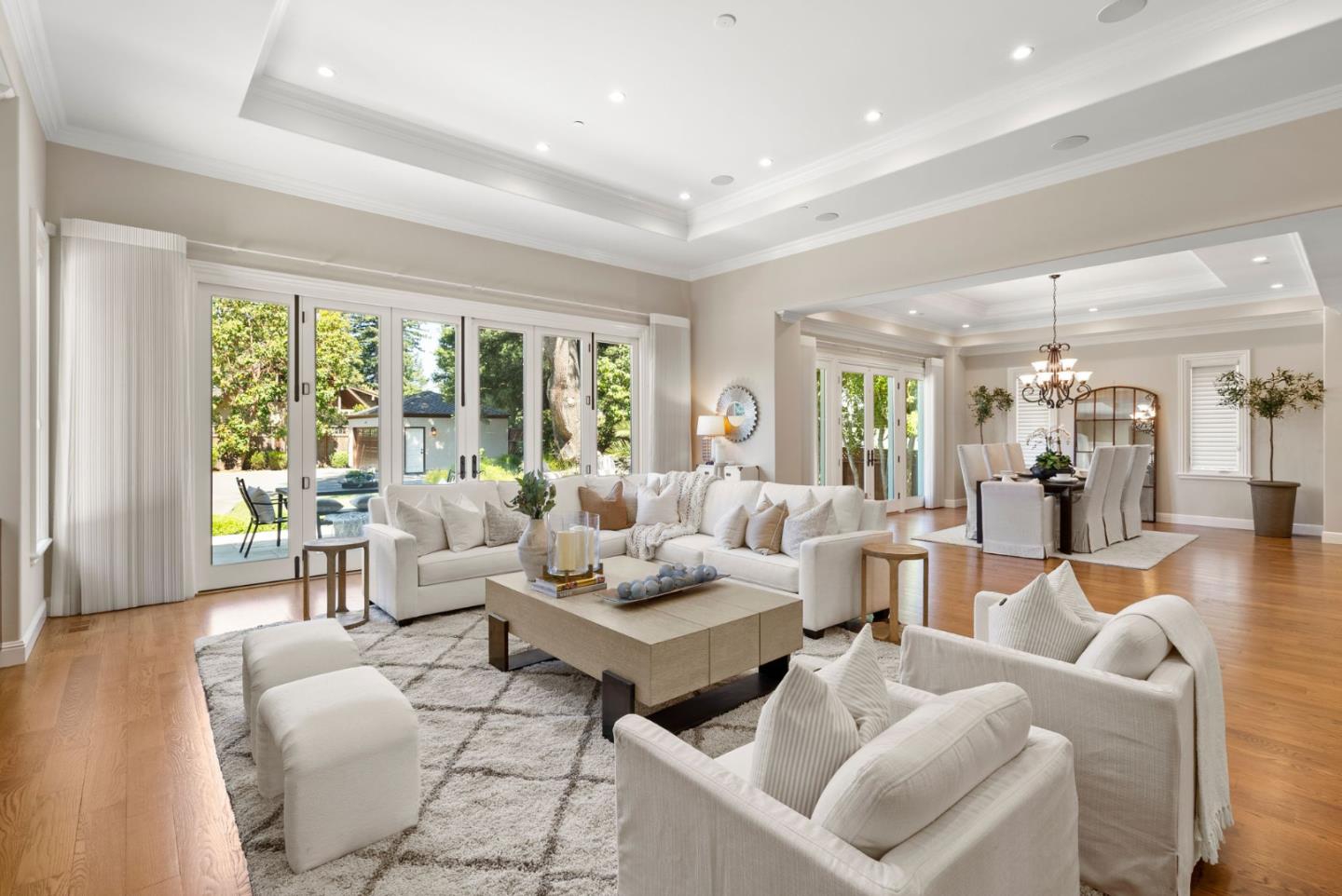 Detail Gallery Image 8 of 38 For 36 Clark Dr, San Mateo,  CA 94401 - 4 Beds | 4/1 Baths