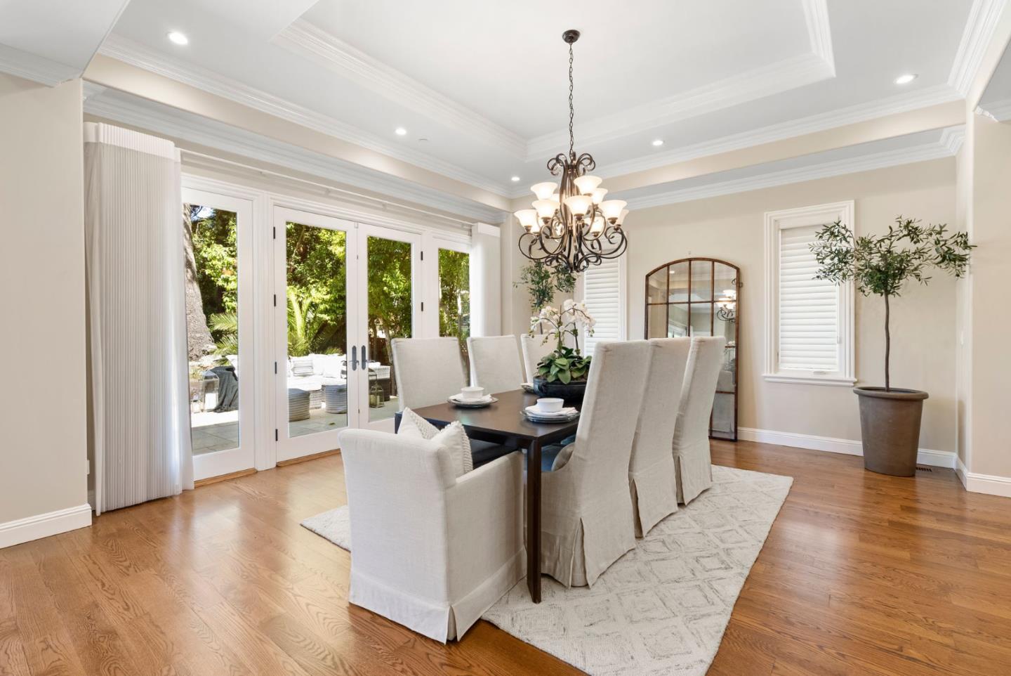 Detail Gallery Image 9 of 38 For 36 Clark Dr, San Mateo,  CA 94401 - 4 Beds | 4/1 Baths