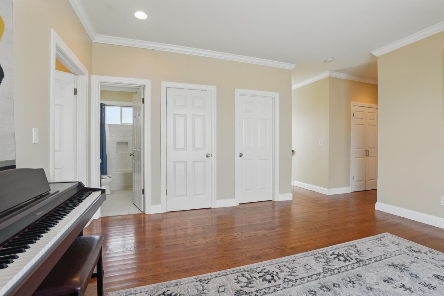 Detail Gallery Image 10 of 23 For 63 Werner Ave, Daly City,  CA 94014 - 5 Beds | 5 Baths