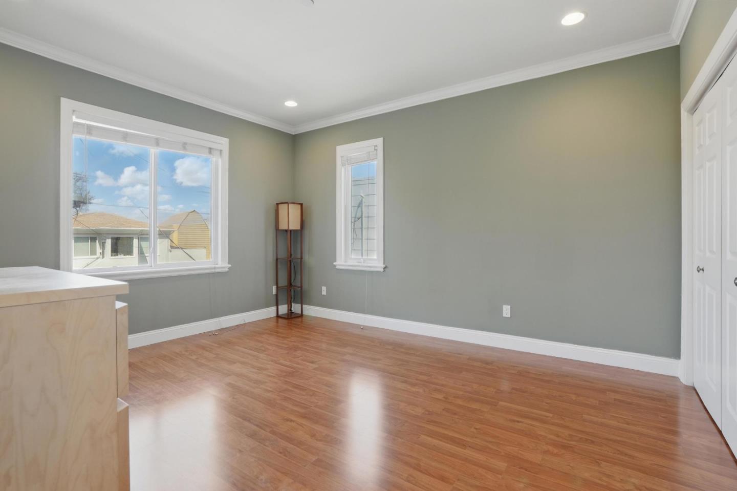 Detail Gallery Image 12 of 23 For 63 Werner Ave, Daly City,  CA 94014 - 5 Beds | 5 Baths